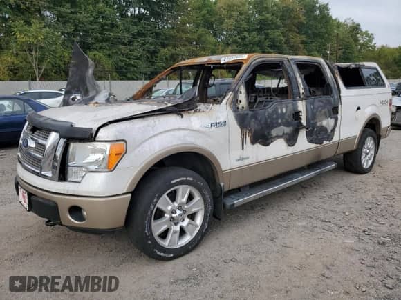 2011 Ford F-150 Lariat с VIN 1FTFW1ET9BFD19172, выставлен на аукционе Copart как лот 84457605 с пробегом Не указан миль и Списание • Salvage title. История ставок и продаж доступна на DreamBid. Изображение 1.