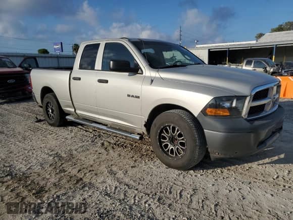 2010 Dodge 1500 ST with VIN 1D7RB1GKXAS248282, listed as a Copart auction lot 87048245 with 147,099 mi miles and Clean title. Bid and sale history available at DreamBid. Image 4.
