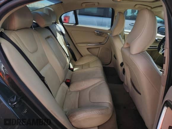 2012 Volvo S60 T5 с VIN YV1622FS2C2109460, выставлен на аукционе Copart как лот 81159315 с пробегом 147 743 миль миль и Списание • Salvage title. История ставок и продаж доступна на DreamBid. Изображение 10.