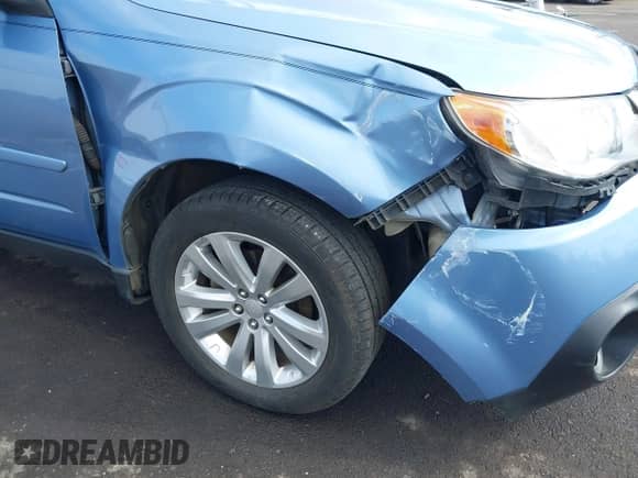 2011 Subaru Forester X Limited with VIN JF2SHAEC6BH747182, listed as a IAAI auction lot 43215821 with 106,516 mi miles and . Bid and sale history available at DreamBid. Image 18.