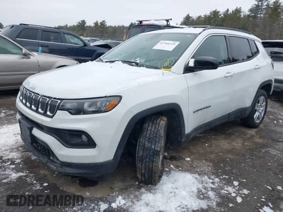 2022 Jeep Compass Altitude с VIN 3C4NJDBB5NT217529, выставлен на аукционе IAAI как лот 41508109 с пробегом 32 959 миль миль и . История ставок и продаж доступна на DreamBid. Изображение 2.