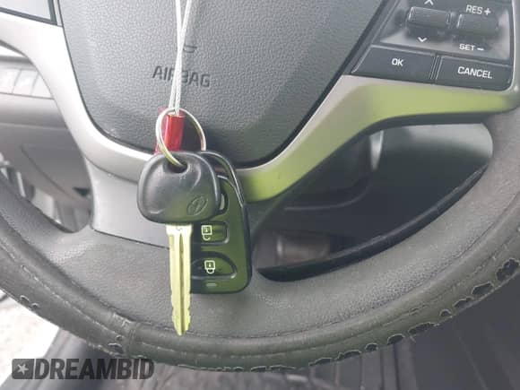 2018 Hyundai Elantra SEL с VIN 5NPD84LF1JH221970, выставлен на аукционе IAAI как лот 43522182 с пробегом 150 261 миль миль и . История ставок и продаж доступна на DreamBid. Изображение 11.