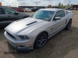 2014 Ford Mustang GT z VIN 1ZVBP8CF9E5247964, wystawiony jako Copart lot #67484195 z przebiegiem 43 359 mil mil oraz Szkoda całkowita • Salvage title. Historia ofert i sprzedaży dostępna na DreamBid. Obrazek 1.