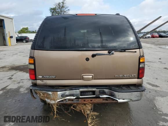 2004 Chevrolet Tahoe Z71 с VIN 1GNEK13Z54R136679, выставлен на аукционе Copart как лот 82105395 с пробегом 316 236 миль миль и Списание • Salvage title. История ставок и продаж доступна на DreamBid. Изображение 6.