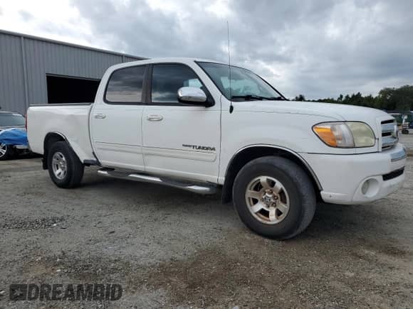 2006 Toyota Tundra SR5 z VIN 5TBET34146S544419, wystawiony jako Copart lot #71129965 z przebiegiem 148 612 mil mil oraz Czysty tytuł • Clean title. Historia ofert i sprzedaży dostępna na DreamBid. Obrazek 4.