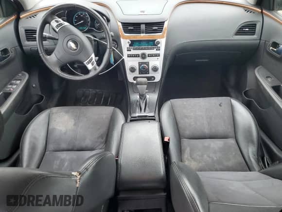 2010 Chevrolet Malibu 2LT с VIN 1G1ZD5EB2A4123157, выставлен на аукционе Copart как лот 67612725 с пробегом 110 282 миль миль и Списание • Salvage title. История ставок и продаж доступна на DreamBid. Изображение 8.