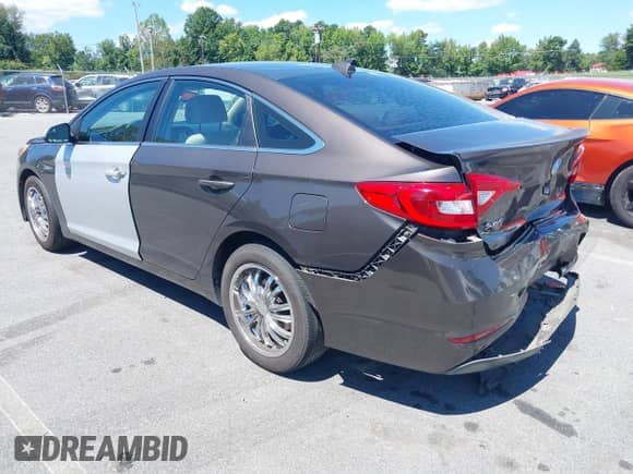 2017 Hyundai Sonata SE с VIN 5NPE24AF9HH447449, выставлен на аукционе IAAI как лот 43094876 с пробегом 159 496 миль миль и . История ставок и продаж доступна на DreamBid. Изображение 3.