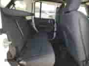 2024 Jeep Wrangler Sahara с VIN 1C4PJXEG8RW268279, выставлен на аукционе Copart как лот 84605894 с пробегом 6 580 миль миль и Списание • Salvage title. История ставок и продаж доступна на DreamBid. Изображение 12.