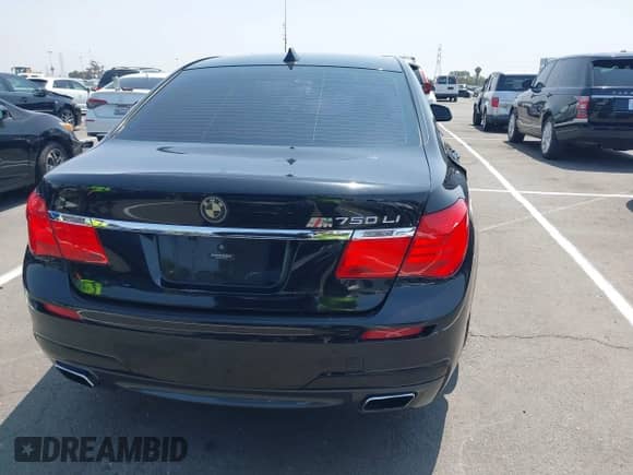 2012 BMW 7 Series 750Li xDrive с VIN WBAKC8C52CC435298, выставлен на аукционе IAAI как лот 42587250 с пробегом 153 391 миль миль и . История ставок и продаж доступна на DreamBid. Изображение 16.