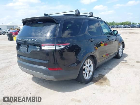 2018 Land Rover Discovery SE with VIN SALRG2RV4JA069713, listed as a IAAI auction lot 42504318 with 52,432 mi miles and . Bid and sale history available at DreamBid. Image 4.