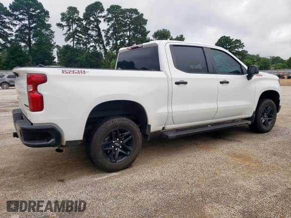 2022 Chevrolet Silverado 1500 Custom Trail Boss с VIN 3GCPDCEK4NG610534, выставлен на аукционе Copart как лот 58648745 с пробегом 50 074 миль миль и Списание • Salvage title. История ставок и продаж доступна на DreamBid. Изображение 3.