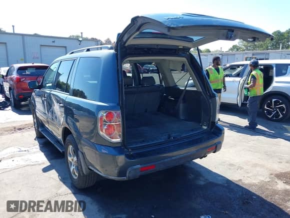 2006 Honda Pilot EX-L z VIN 2HKYF18596H511208, wystawiony jako IAAI lot #43368339 z przebiegiem 125 242 mil mil oraz . Historia ofert i sprzedaży dostępna na DreamBid. Obrazek 3.