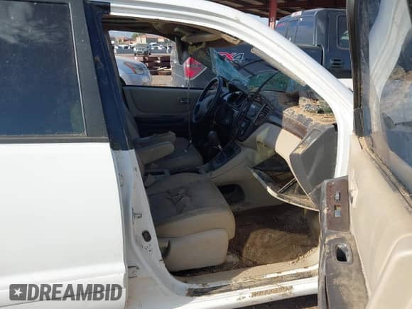 2002 Toyota Highlander с VIN JTEHF21A120064521, выставлен на аукционе IAAI как лот 43357007 с пробегом Не указан миль и . История ставок и продаж доступна на DreamBid. Изображение 5.