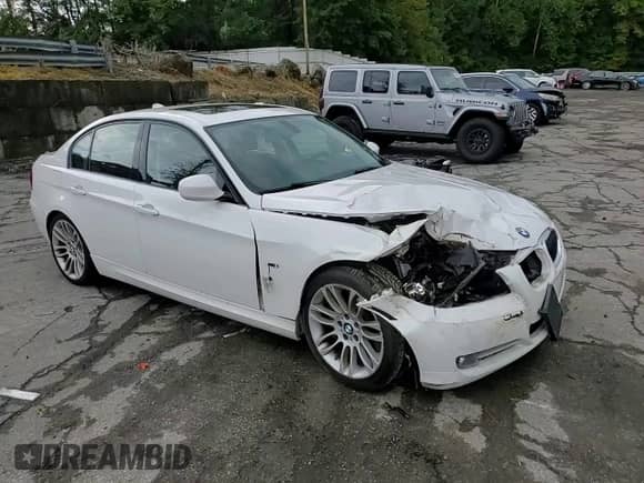 2011 BMW 3 Series 335d with VIN WBAPN7C55BF183554, listed as a Copart auction lot 84172965 with 136,557 mi miles and Salvage title. Bid and sale history available at DreamBid. Image 14.