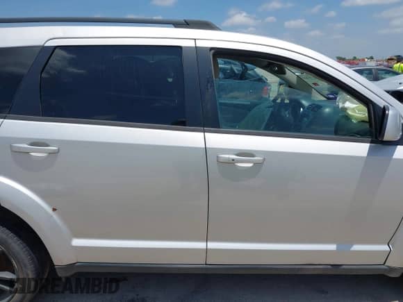 2014 Dodge Journey SXT with VIN 3C4PDDBG8ET108509, listed as a IAAI auction lot 42707419 with 88,125 mi miles and . Bid and sale history available at DreamBid. Image 14.