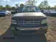 2002 Ford F-150 XL с VIN 1FTRF18202NB70186, выставлен на аукционе Copart как лот 82221575 с пробегом Не указан миль и Списание • Salvage title. История ставок и продаж доступна на DreamBid. Изображение 5.