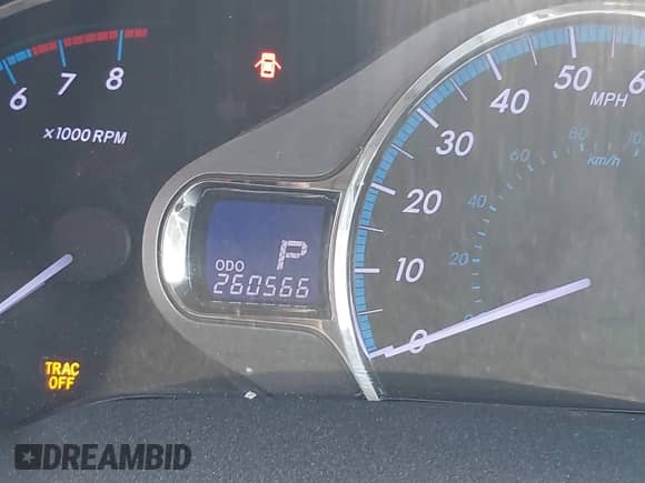 2012 Toyota Sienna XLE with VIN 5TDDK3DC7CS033189, listed as a IAAI auction lot 42814115 with 260,566 mi miles and . Bid and sale history available at DreamBid. Image 7.