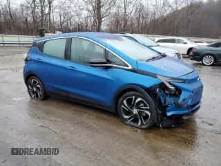 2022 Chevrolet Bolt EV 2LT z VIN 1G1FX6S09N4134598, wystawiony jako Copart lot #72681432 z przebiegiem 2 582 mil mil oraz . Historia ofert i sprzedaży dostępna na DreamBid. Obrazek 4.