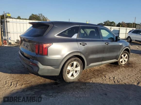 2021 Kia Sorento LX with VIN 5XYRG4LC9MG015922, listed as a Copart auction lot 87110615 with 122,998 mi miles and Clean title. Bid and sale history available at DreamBid. Image 3.