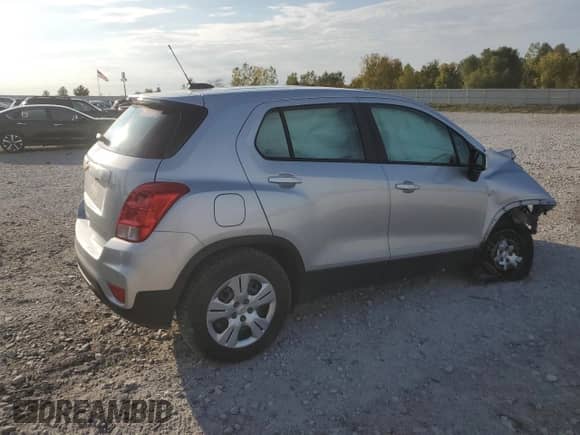 2018 Chevrolet Trax LS with VIN 3GNCJKSB9JL163391, listed as a Copart auction lot 81731935 with Not provided miles and Clean title. Bid and sale history available at DreamBid. Image 3.