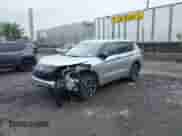 2023 Mitsubishi Outlander SEL z VIN JA4J4VA8XPZ025997, wystawiony jako IAAI lot #42376215 z przebiegiem 20 934 mil mil oraz . Historia ofert i sprzedaży dostępna na DreamBid. Obrazek 2.