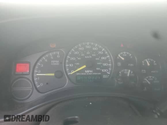 2001 Chevrolet Silverado 1500 LS с VIN 2GCEC19V711148590, выставлен на аукционе Copart как лот 84185575 с пробегом 209 680 миль миль и Списание • Salvage title. История ставок и продаж доступна на DreamBid. Изображение 9.