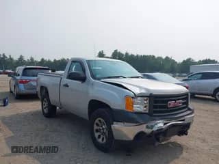 2011 GMC Sierra 1500 Work Truck z VIN 1GTN2TEA6BZ184958, wystawiony jako IAAI lot #42874958 z przebiegiem 63 439 mil mil oraz . Historia ofert i sprzedaży dostępna na DreamBid. Obrazek 1.