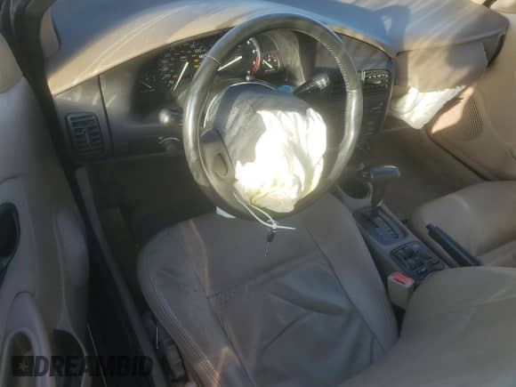 2001 Saturn SL with VIN 1G8ZK52741Z336816, listed as a Copart auction lot 46798005 with 153,642 mi miles and Salvage title. Bid and sale history available at DreamBid. Image 8.