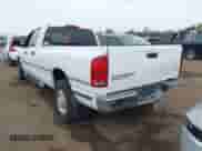 2003 Dodge 2500 ST z VIN 3D7KA28683G767014, wystawiony jako IAAI lot #42425107 z przebiegiem 178 310 mil mil oraz . Historia ofert i sprzedaży dostępna na DreamBid. Obrazek 3.