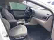 2017 Hyundai Elantra SE с VIN 5NPD74LF9HH169565, выставлен на аукционе IAAI как лот 43196752 с пробегом 106 364 миль миль и . История ставок и продаж доступна на DreamBid. Изображение 5.