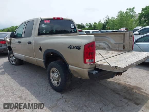 2003 Dodge 2500 ST с VIN 3D7KU28D73G730364, выставлен на аукционе IAAI как лот 42127419 с пробегом 316 483 миль миль и . История ставок и продаж доступна на DreamBid. Изображение 3.