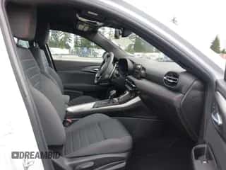 2024 Dodge Hornet R/T z VIN ZACPDFCW8R3A28634, wystawiony jako IAAI lot #41827608 z przebiegiem 19 029 mil mil oraz . Historia ofert i sprzedaży dostępna na DreamBid. Obrazek 5.