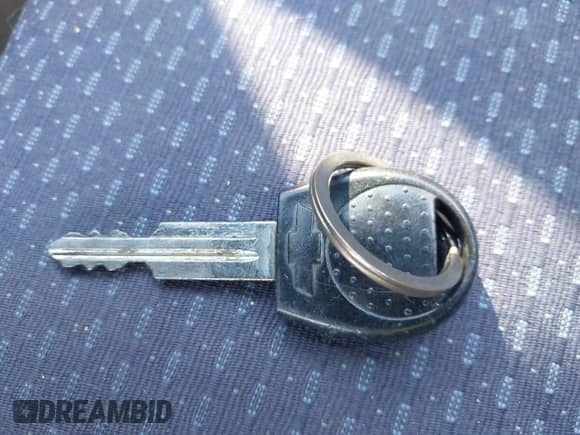 2008 Chevrolet Aveo LS с VIN KL1TD66618B067312, выставлен на аукционе IAAI как лот 43040899 с пробегом Не указан миль и . История ставок и продаж доступна на DreamBid. Изображение 11.