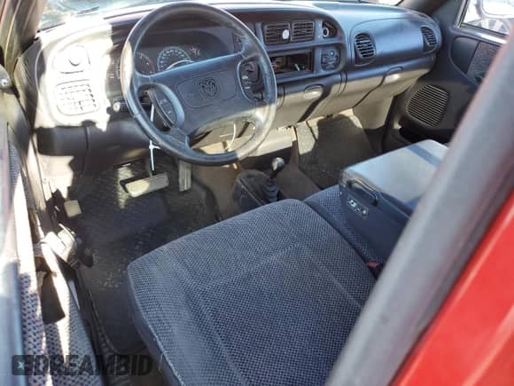 1998 Dodge 1500 z VIN 1B7HF16Z0WS546985, wystawiony jako Copart lot #80707114 z przebiegiem 186 436 mil mil oraz Szkoda całkowita • Salvage title. Historia ofert i sprzedaży dostępna na DreamBid. Obrazek 8.