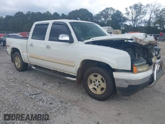 2006 Chevrolet Silverado 1500 LT3 with VIN 2GCEK13T461226311, listed as a IAAI auction lot 43346573 with 208,075 mi miles and . Bid and sale history available at DreamBid. Image 1.