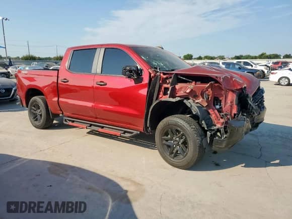 2021 Chevrolet Silverado 1500 Custom Trail Boss z VIN 1GCPYCELXMZ311559, wystawiony jako Copart lot #68167345 z przebiegiem 61 762 mil mil oraz Szkoda całkowita • Salvage title. Historia ofert i sprzedaży dostępna na DreamBid. Obrazek 4.