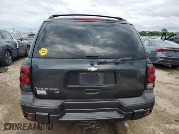 2005 Chevrolet TrailBlazer LS с VIN 1GNDS13S952388735, выставлен на аукционе Copart как лот 61349805 с пробегом 246 128 миль миль и Чистый • Clean title. История ставок и продаж доступна на DreamBid. Изображение 6.
