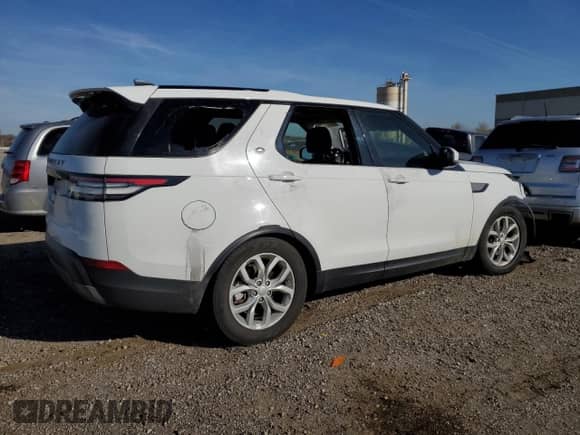 2018 Land Rover Discovery with VIN SALRG2RK3JA050768, listed as a Copart auction lot 68777012 with 104,776 mi miles and . Bid and sale history available at DreamBid. Image 3.