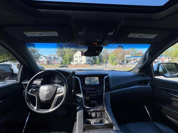 2017 Cadillac Escalade ESV Platinum с VIN 1GYS4KKJ6HR146483, выставлен на аукционе Copart как лот 86150095 с пробегом 119 820 миль миль и Чистый • Clean title. История ставок и продаж доступна на DreamBid. Изображение 12.