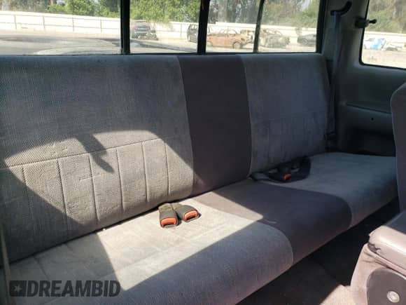 1995 Dodge 1500 с VIN 3B7HC13Z2SG704211, выставлен на аукционе Copart как лот 64888265 с пробегом 232 899 миль миль и Чистый • Clean title. История ставок и продаж доступна на DreamBid. Изображение 10.