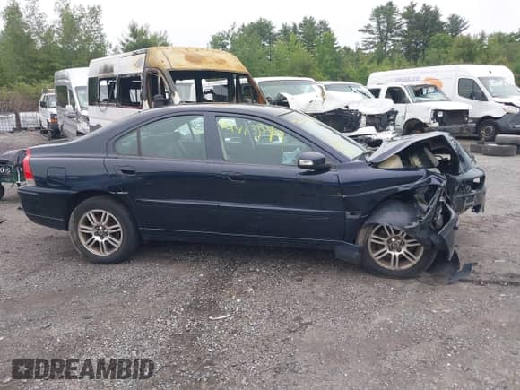 2008 Volvo S60 2.5T с VIN YV1RH592182700816, выставлен на аукционе IAAI как лот 42413719 с пробегом Не указан миль и . История ставок и продаж доступна на DreamBid. Изображение 13.