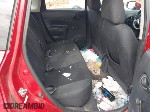 2015 Nissan Note S with VIN 3N1CE2CP4FL444158, listed as a IAAI auction lot 43282604 with 88,284 mi miles and . Bid and sale history available at DreamBid. Image 8.