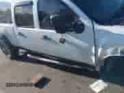 2014 Chevrolet Silverado 2500HD Work Truck z VIN 1GC1KVCG6EF144919, wystawiony jako IAAI lot #42968279 z przebiegiem 145 810 mil mil oraz . Historia ofert i sprzedaży dostępna na DreamBid. Obrazek 18.