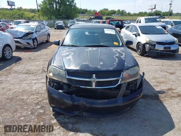 2008 Dodge Avenger R/T с VIN 1B3LC76M48N180719, выставлен на аукционе IAAI как лот 43021480 с пробегом 170 072 миль миль и . История ставок и продаж доступна на DreamBid. Изображение 13.