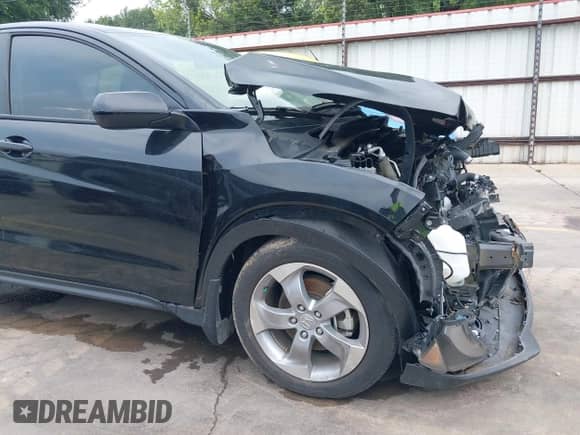 2022 Honda HR-V LX with VIN 3CZRU5H36NM738438, listed as a IAAI auction lot 42193241 with 30,675 mi miles and . Bid and sale history available at DreamBid. Image 16.