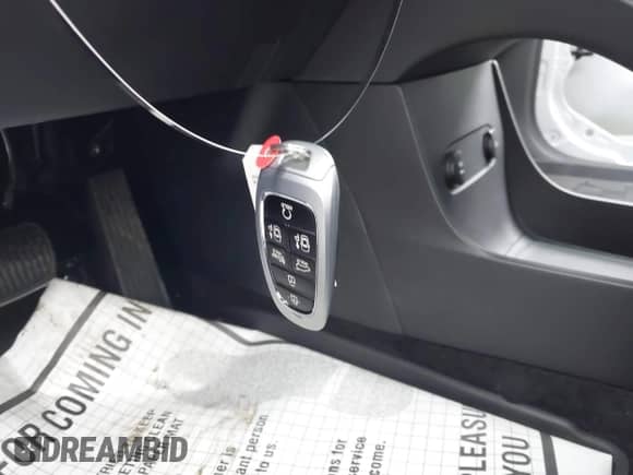 2024 Hyundai Palisade Calligraphy z VIN KM8R7DGE1RU735874, wystawiony jako IAAI lot #41021617 z przebiegiem 6 926 mil mil oraz . Historia ofert i sprzedaży dostępna na DreamBid. Obrazek 11.