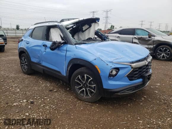 2024 Chevrolet TrailBlazer ACTIV z VIN KL79MVSL2RB051479, wystawiony jako Copart lot #63227425 z przebiegiem 1 813 mil mil oraz Szkoda całkowita • Salvage title. Historia ofert i sprzedaży dostępna na DreamBid. Obrazek 4.