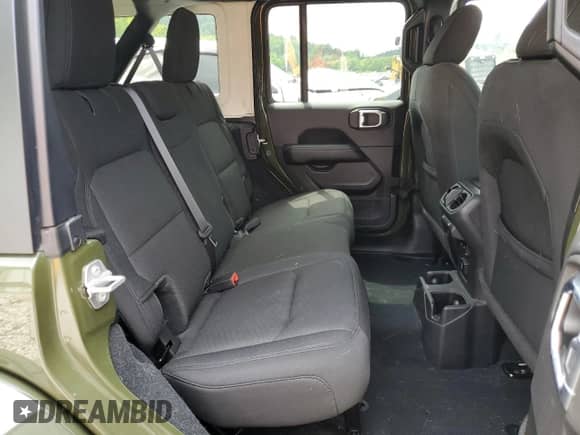 2022 Jeep Wrangler Unlimited Sahara Altitude with VIN 1C4HJXEG1NW172377, listed as a Copart auction lot 63107395 with 33,920 mi miles and Salvage title. Bid and sale history available at DreamBid. Image 10.