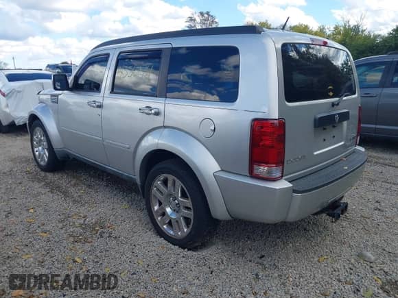 2010 Dodge Nitro Heat with VIN 1D4PT4GK4AW163255, listed as a IAAI auction lot 43510174 with 142,519 mi miles and . Bid and sale history available at DreamBid. Image 3.