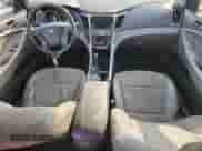 2011 Hyundai Sonata SE с VIN 5NPEC4AC3BH177595, выставлен на аукционе Copart как лот 71258105 с пробегом 155 508 миль миль и На запчасти • Non repairable. История ставок и продаж доступна на DreamBid. Изображение 8.